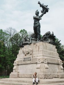 bologna monument