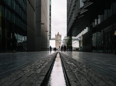 tower bridge london symmetry